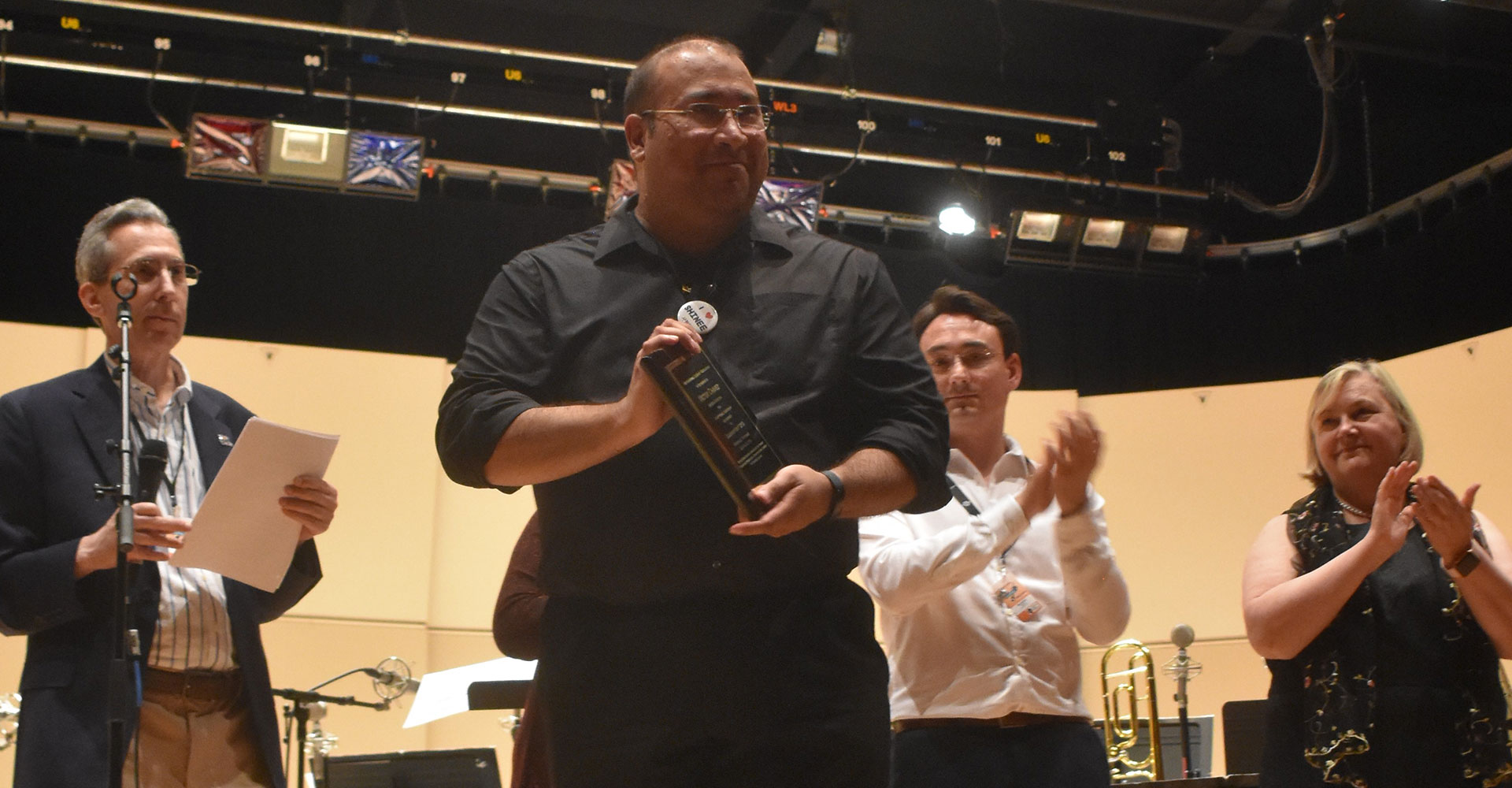 Victor Chavez Receiving Award at ClarinetFest